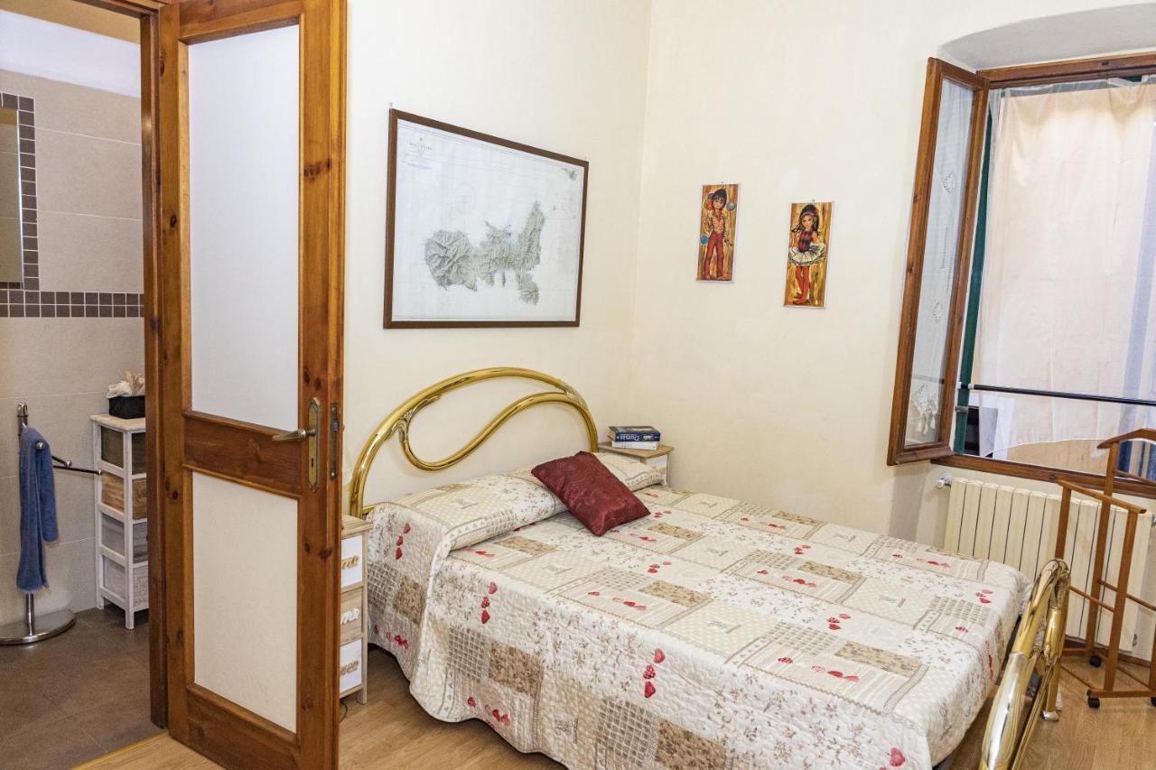 Centralissimo Trilocale Su Due Piani - Flavio House Санремо Экстерьер фото