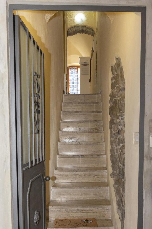 Centralissimo Trilocale Su Due Piani - Flavio House Санремо Экстерьер фото